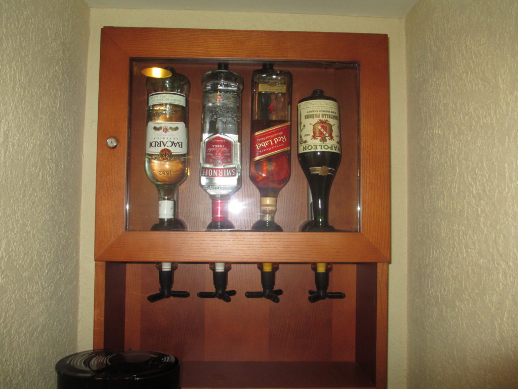 Vacationing at the RIU Palace Antillas in Aruba The Pink Umbrella Girl